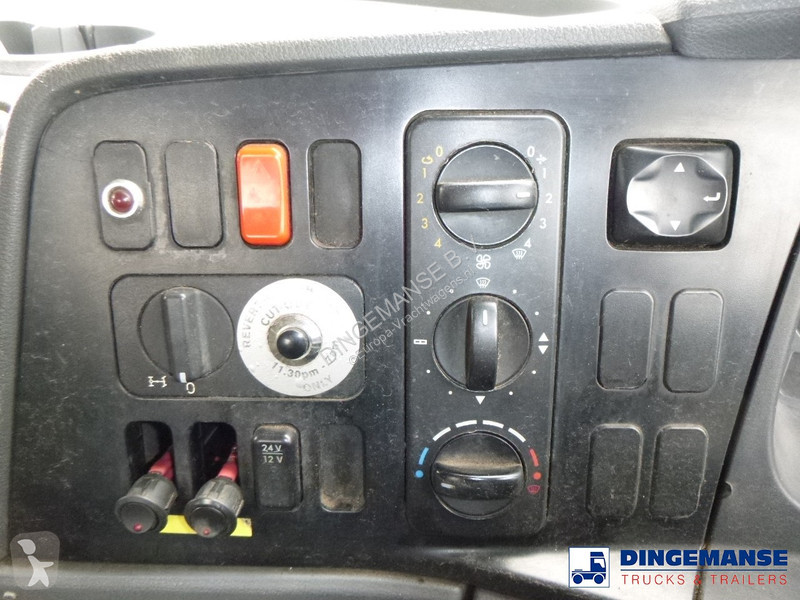 Lastbil Mercedes 1824 4x2 RHD Whale vacuum tank...