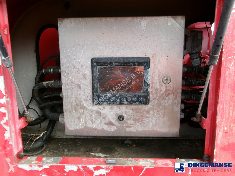 Lastbil Volvo 420 8X4 Cifa MK25H concrete pump...