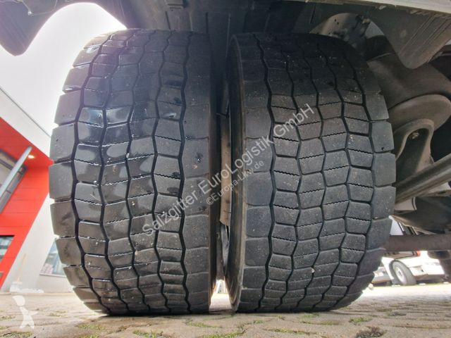 Kamion Volvo 420