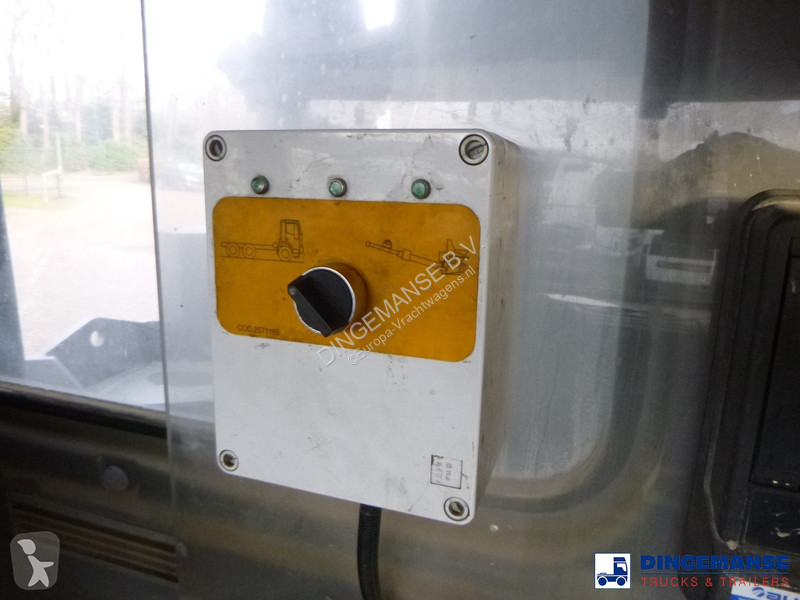 Camion Mercedes 2633 6x4 RHD Sermac SCL 130...
