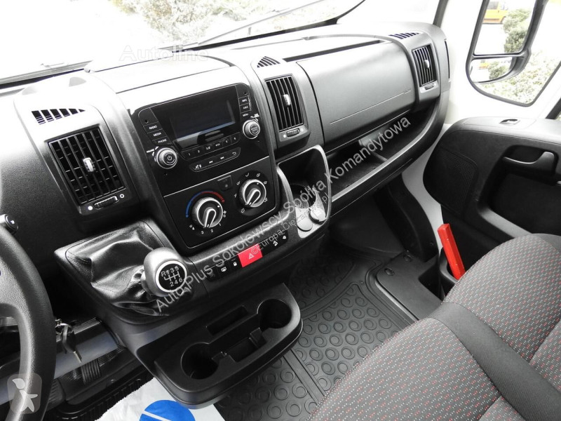 Camion Peugeot BOXER KONTENER WINDA 8 PALET...