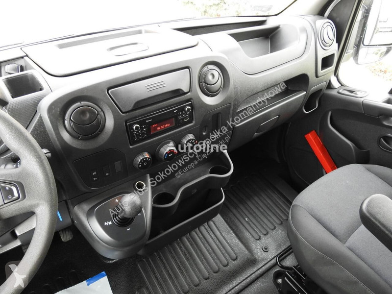 Autoutilitară Renault MASTER PLANDEKA 10 PALET...