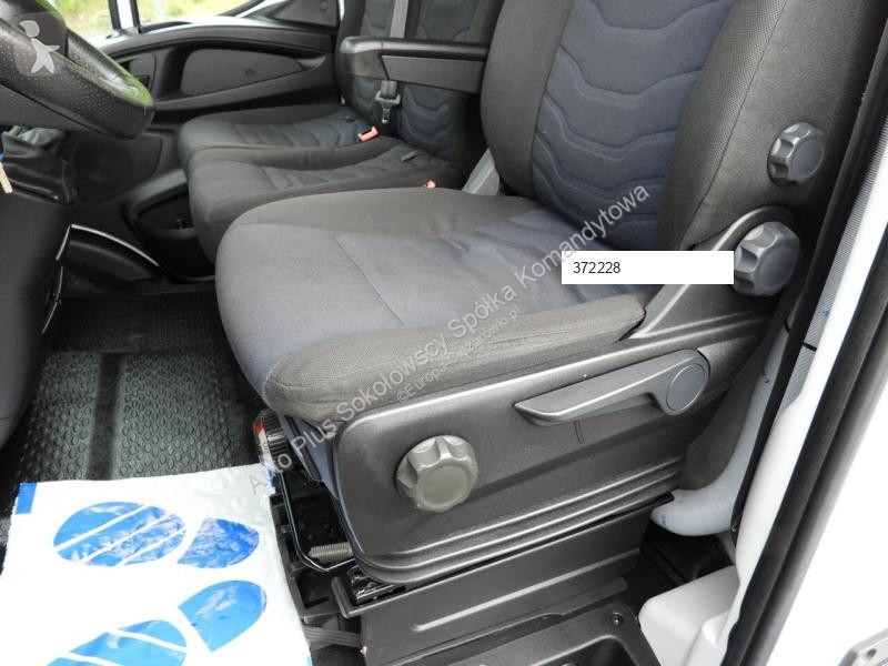Veicolo commerciale Iveco DAILY  35S18 PLANDEKA...