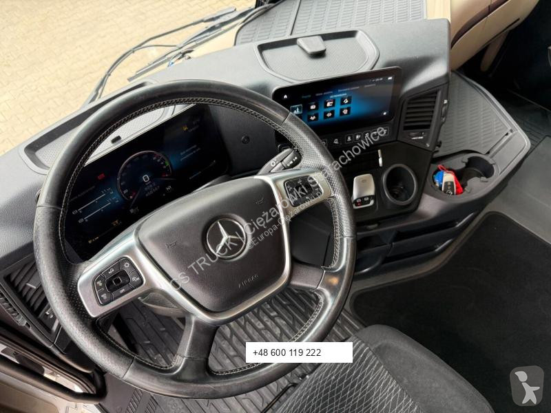 شاحنة Mercedes 2545