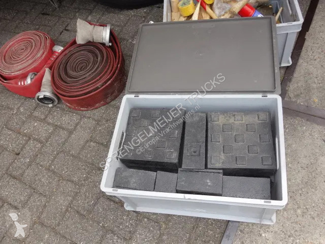 Camion MAN 15-250 FOAM TANK WATERTANK JOHNSTAD...