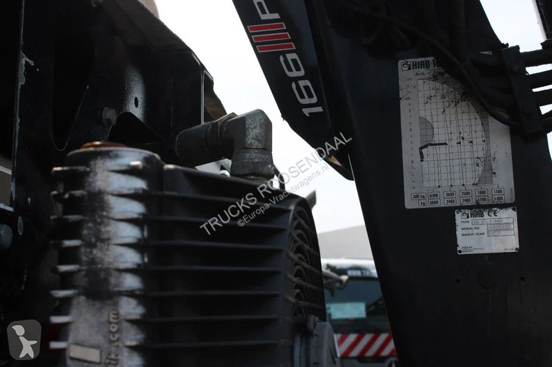 Camión Volvo 12440 +6X4+ HIAB 166E3 PRO + EURO...