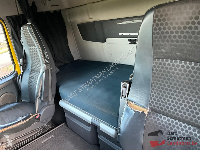 Kamion Volvo 10X4R Euro 5 met 30T HTS Kabel...