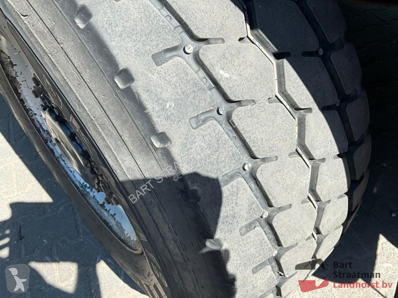 Kamion MAN 10x8 Euro 6 kipper met kleppen