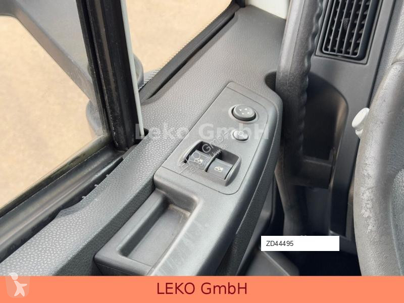 Kamion Iveco 120E220 Mit Carrier Sp 850 Mt