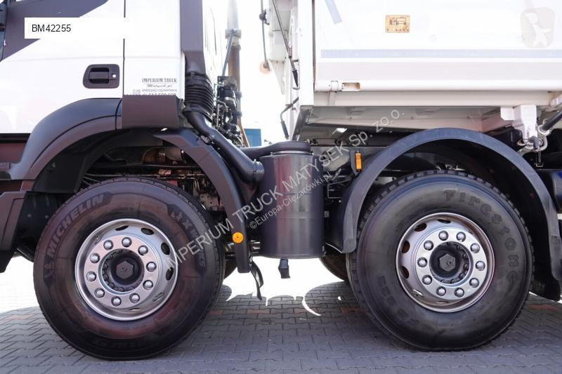 Kamion Iveco TRAKKER