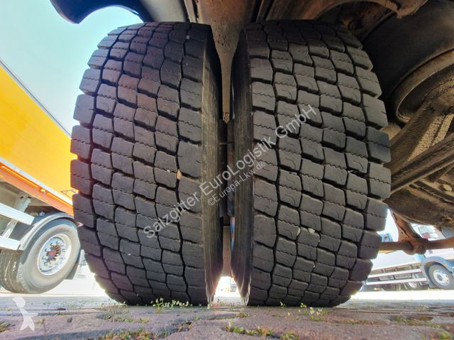 Camion Iveco 360 / Ladebordwand