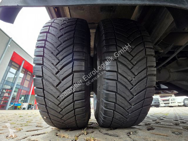 Kamion Iveco 70C18 Hi-Matic / Ladebordwand / 3...