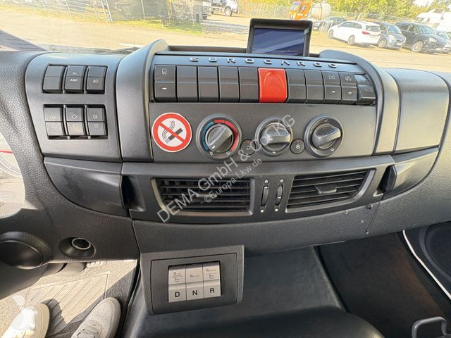 Kamion Iveco...