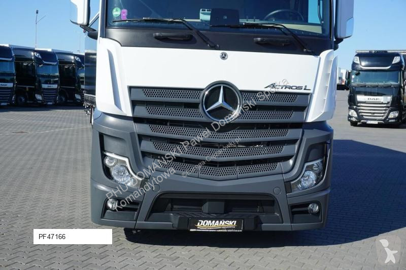 Kamion s návěsem Mercedes / TANDEM