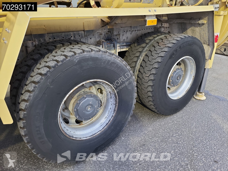 Camion Mercedes 3244 8X4 Retarder Putzmeister...
