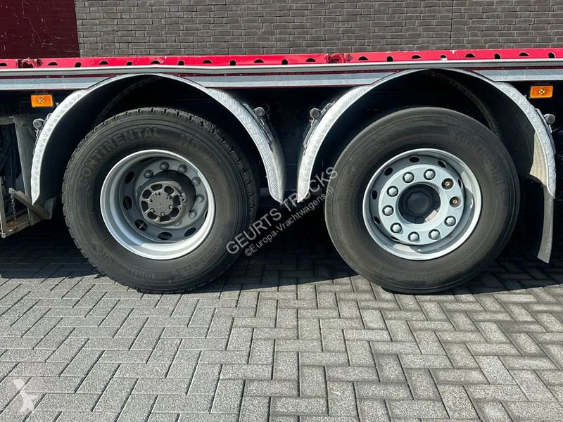 Lastbil Volvo 500 8X2F R BAKWAGEN MET FASSI...