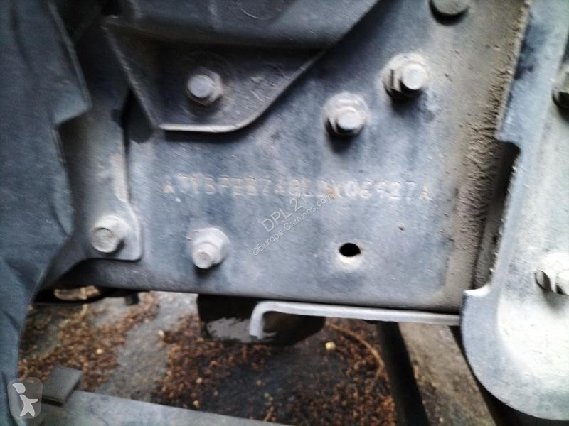 Ciężarówka Mitsubishi Fuso 7C15