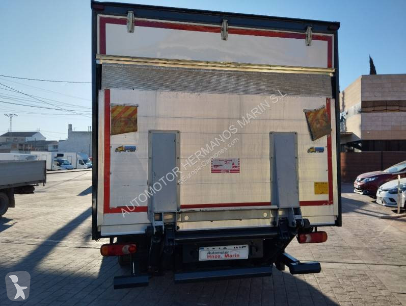 شاحنة Iveco