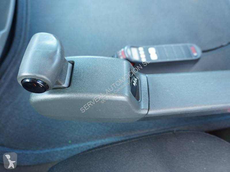 Грузовик Mercedes