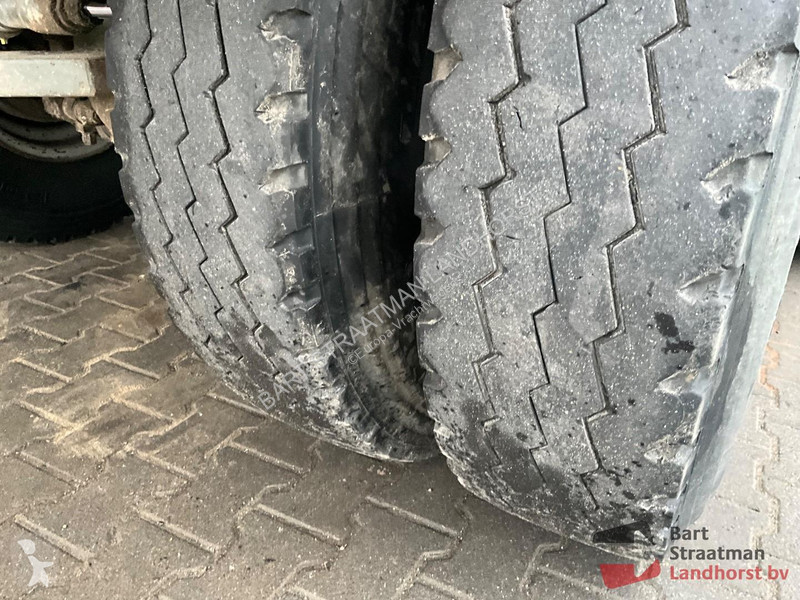 Lastbil Terberg FM2000-T 8X8 met 18m3 kipper en...