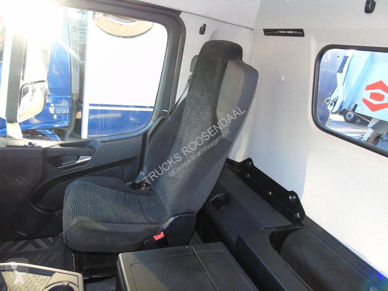 Camion Mercedes 3348 + TRI TIPPER + 6X4 + EURO 6