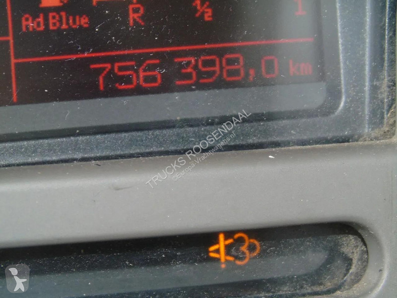 شاحنة Renault 220 + euro 5 + MANUAL + lift + 12T