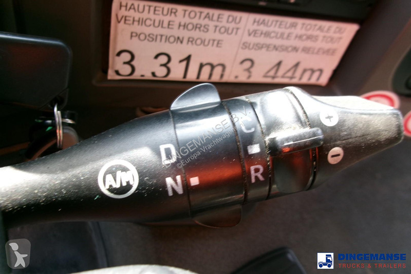 شاحنة Renault 270 4x2 fuel tank 13.7 m3 / 4 comp