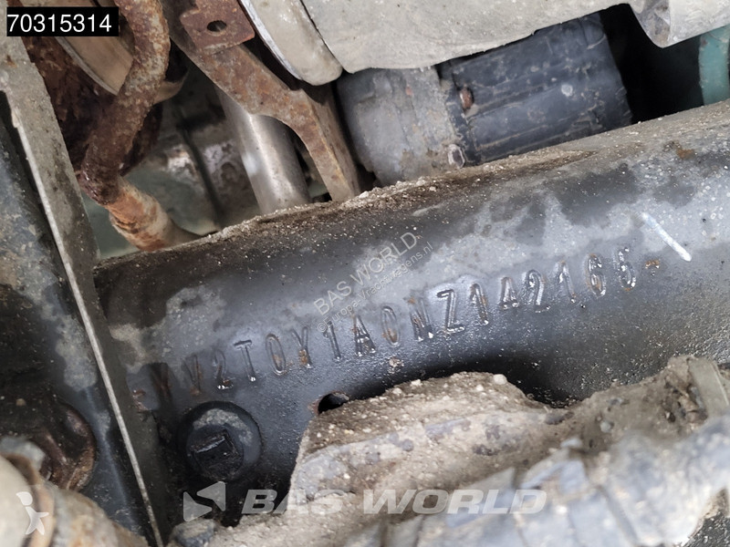 شاحنة Volvo 280 4X2 16tons chassis 4700mm...