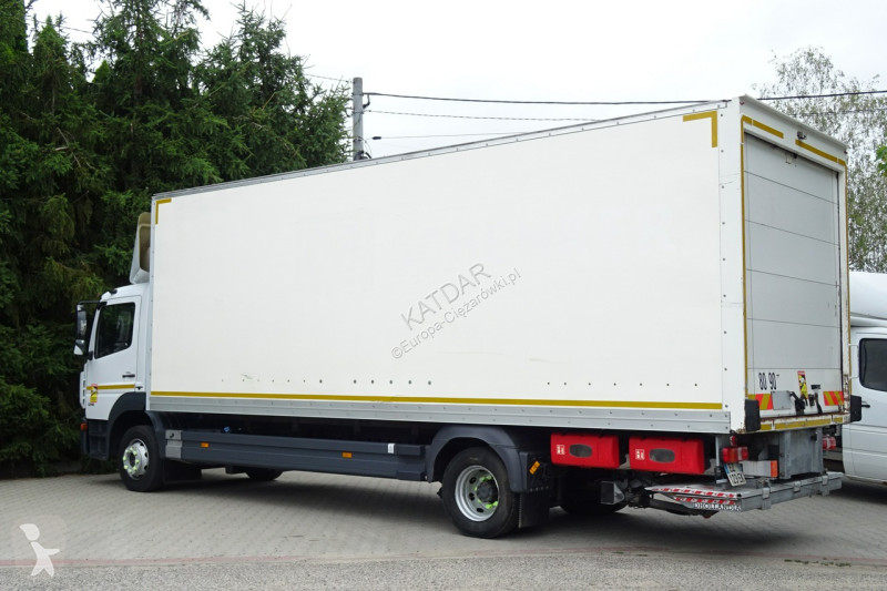 شاحنة Mercedes 1218 Euro6 tylko 323tys.km...