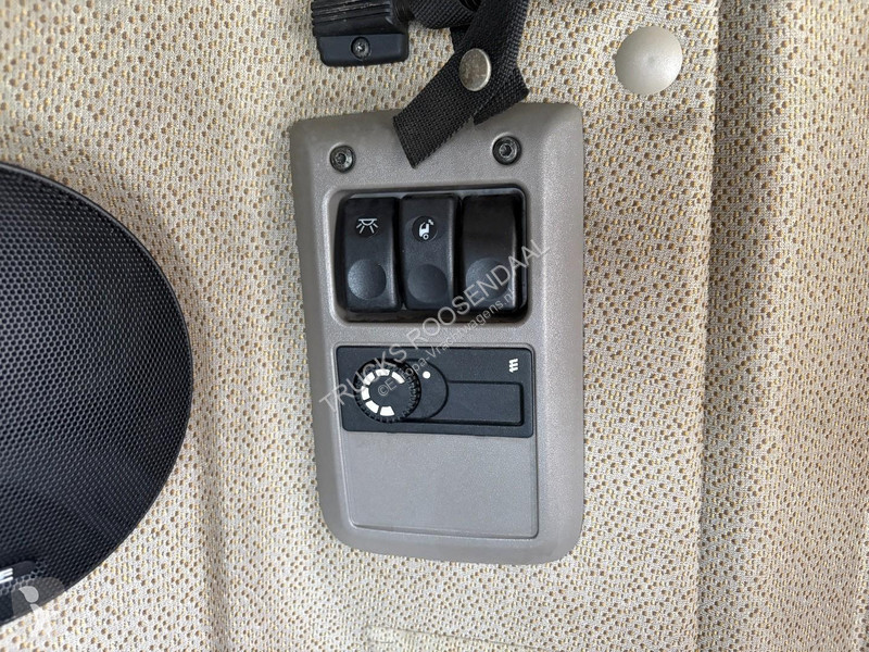 شاحنة DAF 85460 + 8X2 STEERING + EURO 5