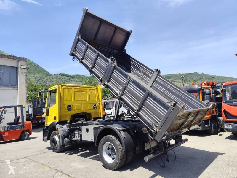 شاحنة Iveco