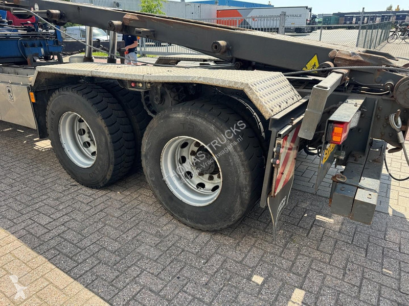 شاحنة Volvo 400 6x2 Fassi F230 XP , NCH 2425 V