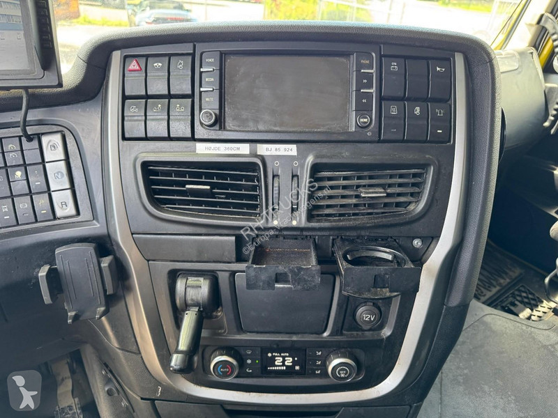 شاحنة Iveco 420 6X2 EURO 6 + FASSI F80A.0.23 +...
