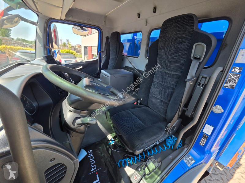 شاحنة Mercedes 1230