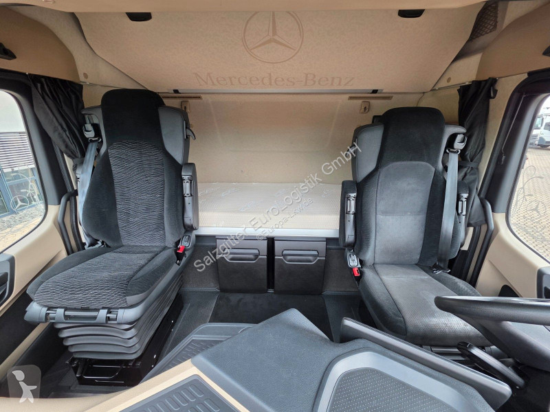شاحنة Mercedes 2553 / Retarder / Ladebordwand...