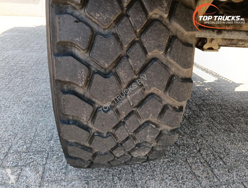 شاحنة Mercedes U 5000 4x4 - (type 437.4) 4000...