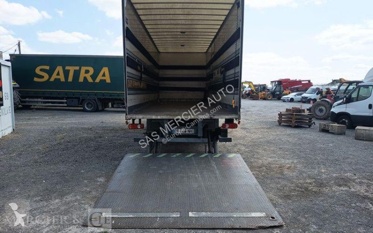 شاحنة Iveco