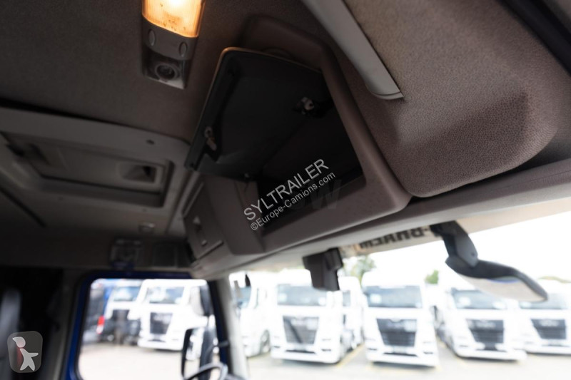 شاحنة Renault  D26 WIDE 380 DXI