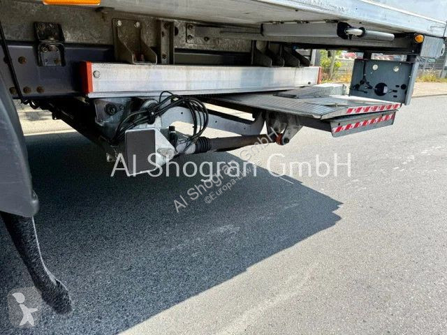 شاحنة Renault D 12.220 / Carrier Supra 750 / LBW