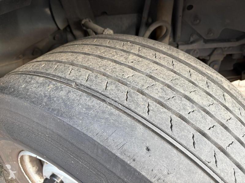 Camion Scania P 380 + 3pedals + 6X2 + IFT AXE +...