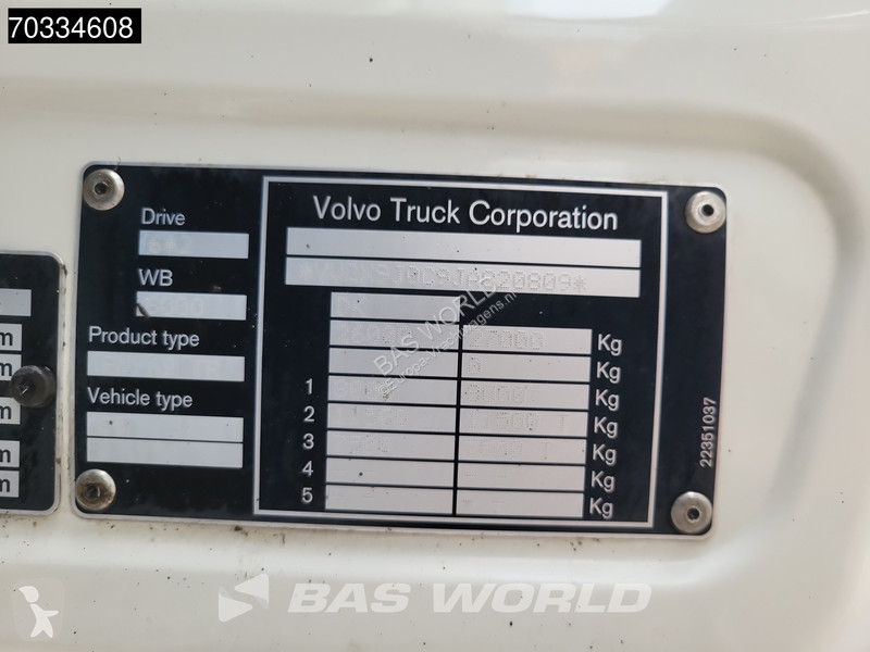 Vrachtwagen Volvo 330  6X2 Full Air suspension...