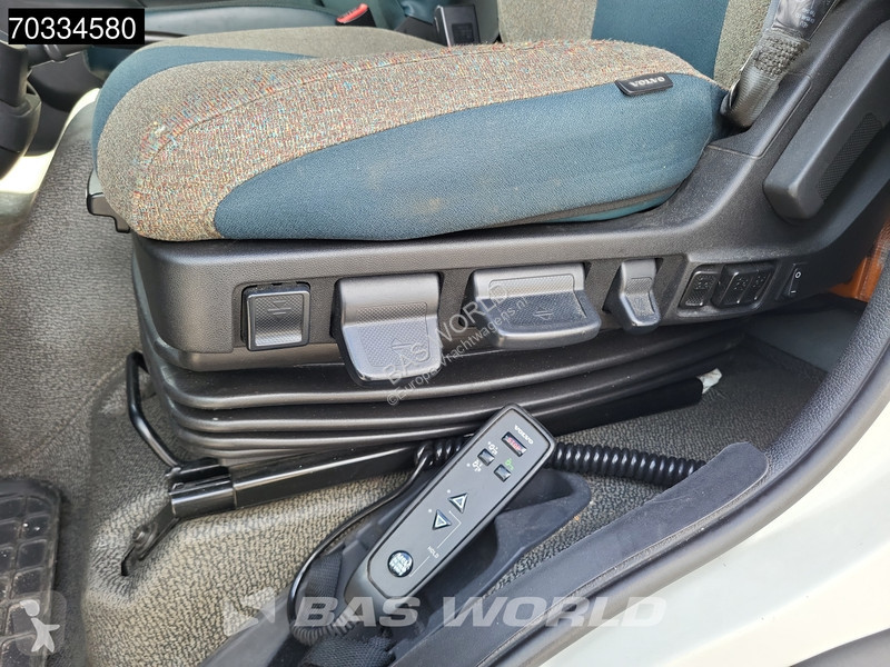 Camion Volvo 250 4X2 12tonner 1500kg...