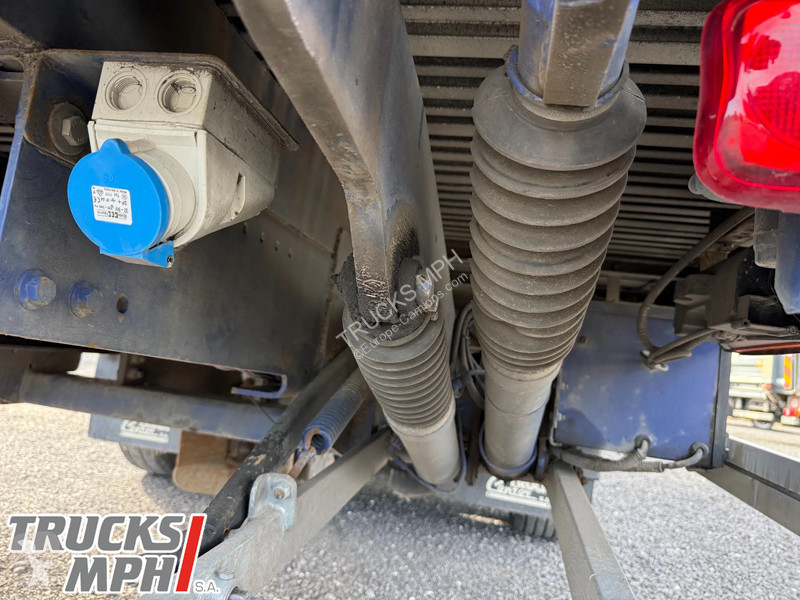 Camion Renault T380 6x2 Porte-boissons*Full...