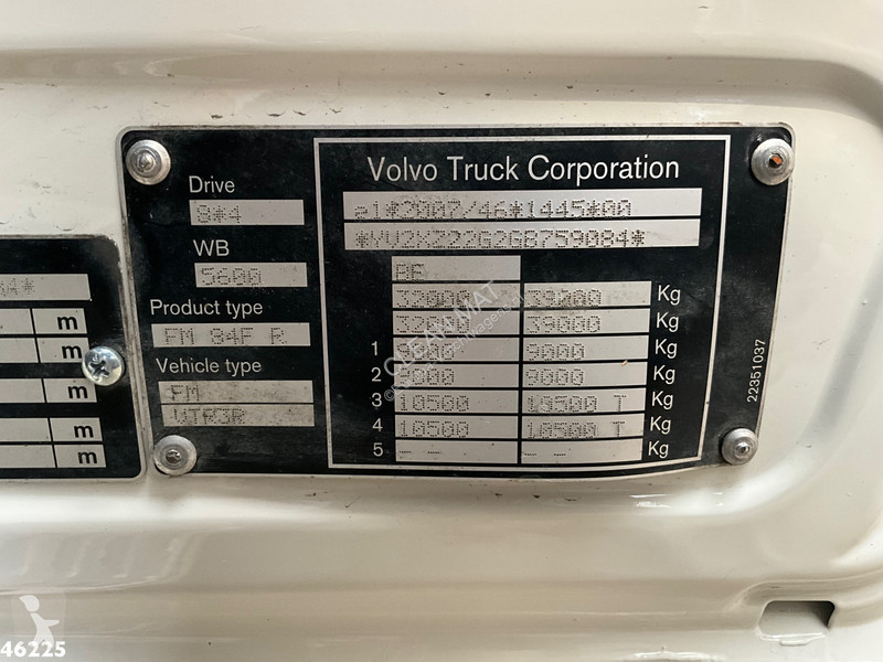 Camión Volvo 8x4 Hiab 28 Tonmeter laadkraan met...