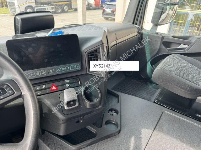 Camión Mercedes NOUZ 23