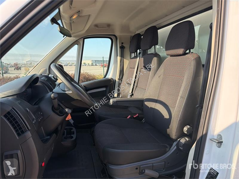 Kamion Opel 2.2 103 KW KO/LBW L4 Van Truck