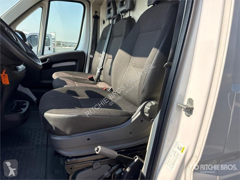 Kamion Opel 2.2 103 KW KA L4H2 Van Truck