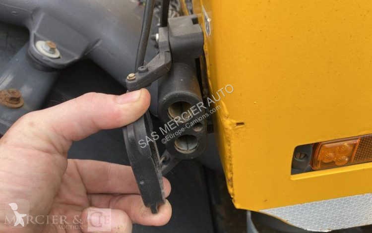 Porte engins Iveco