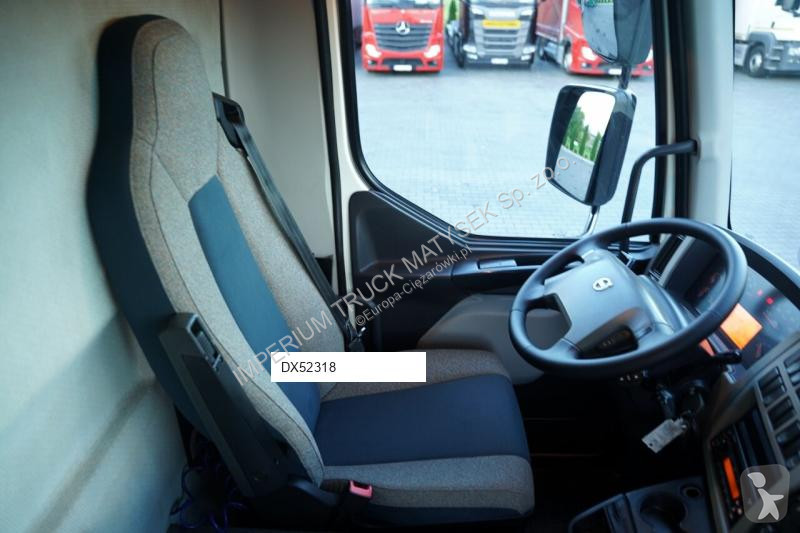 Camión Volvo FL 250 / KONTENER 7,8 M / 4x2 /...