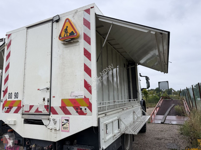 Teherautó Iveco 150 E 15